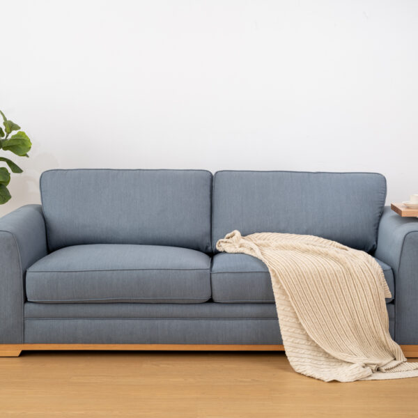 TASMAN DINING SERIES